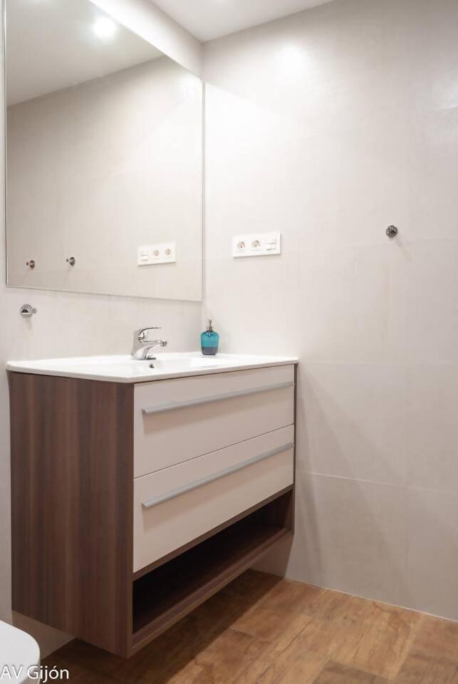 Av Begona 4 Centro Apartment Gijón Exterior foto